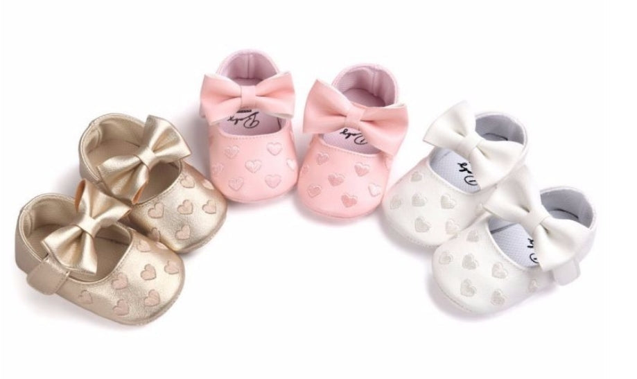 Gold Pumps with Hearts and Bow