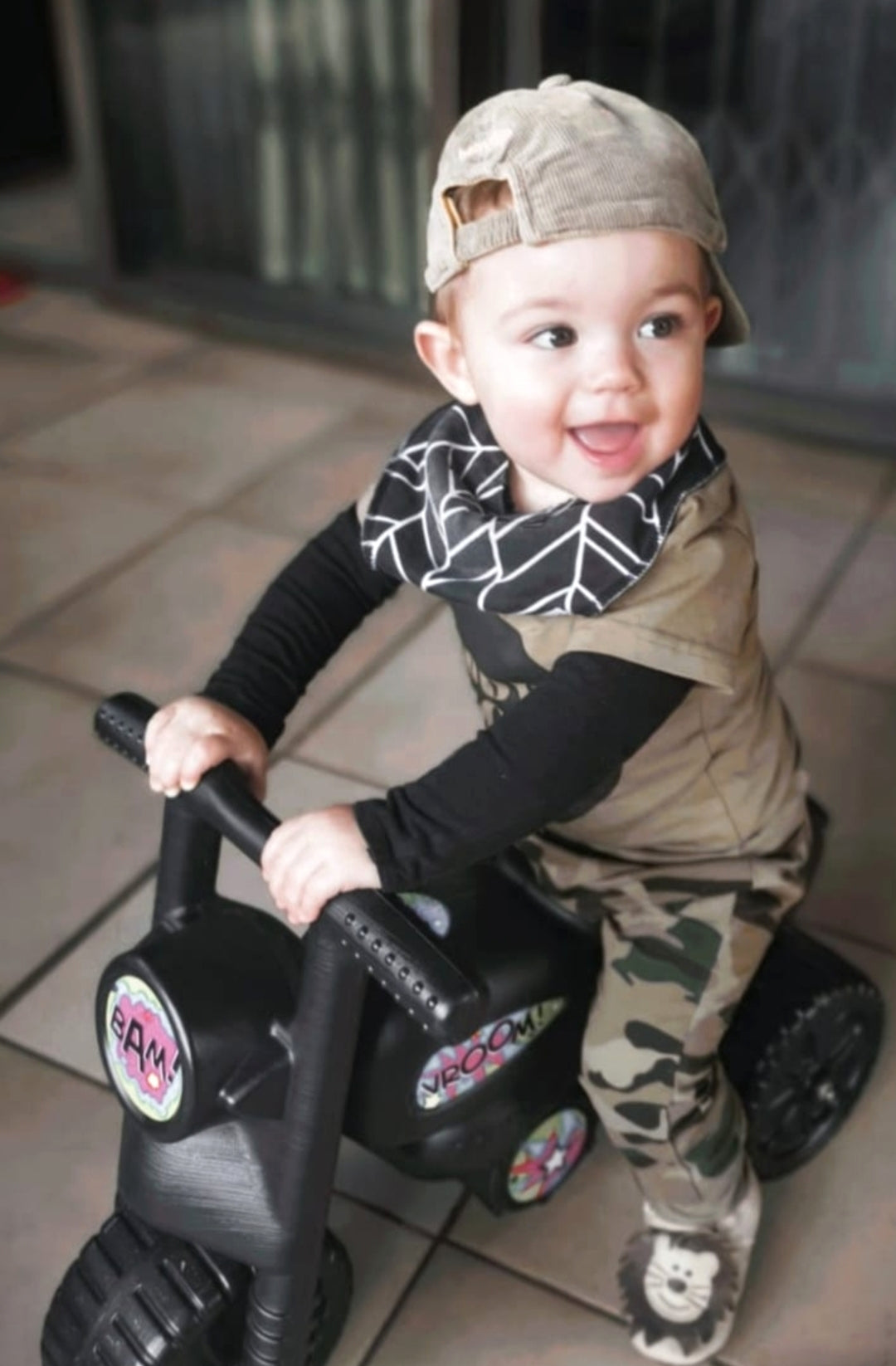 Daddy's Boy T-shirt and Camo Pants 200040