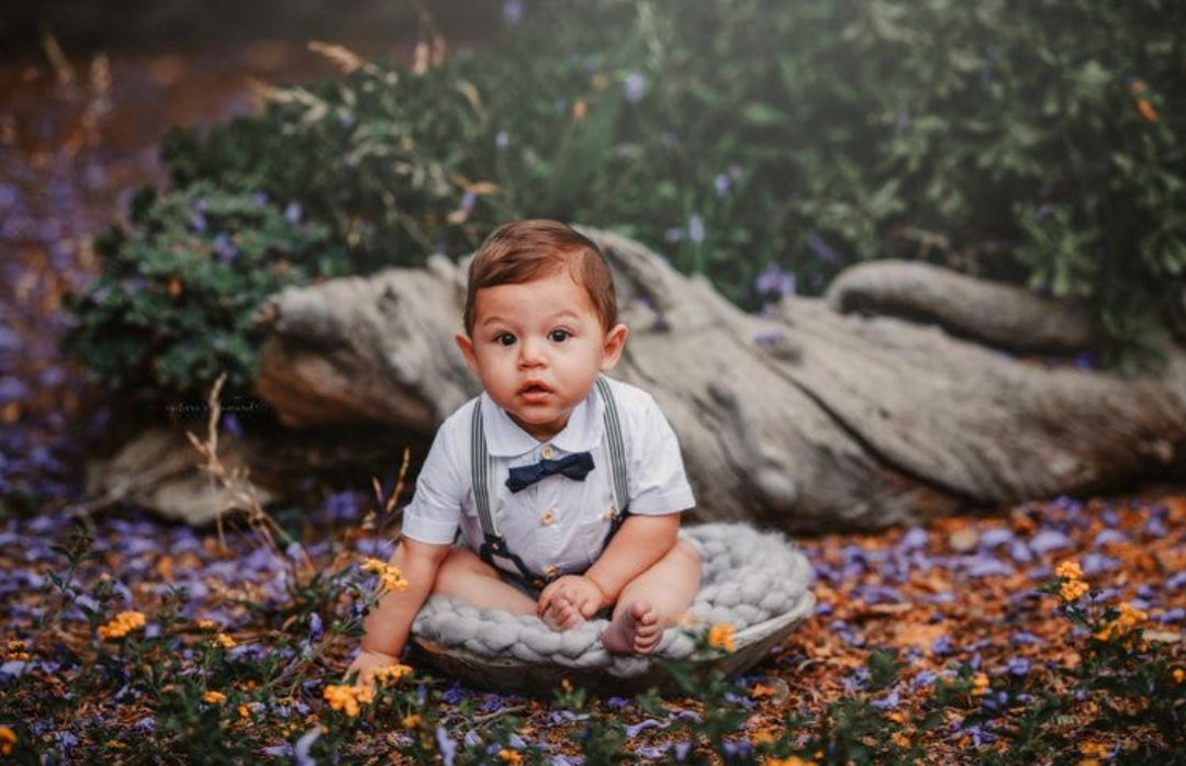 Gentleman Suit White Short Sleeve Shirts with Shorts, Suspenders and Bowtie