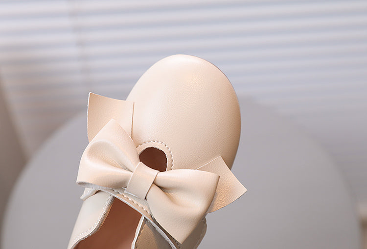 Girls Hook-and-Loop Ivory Leather Flats
