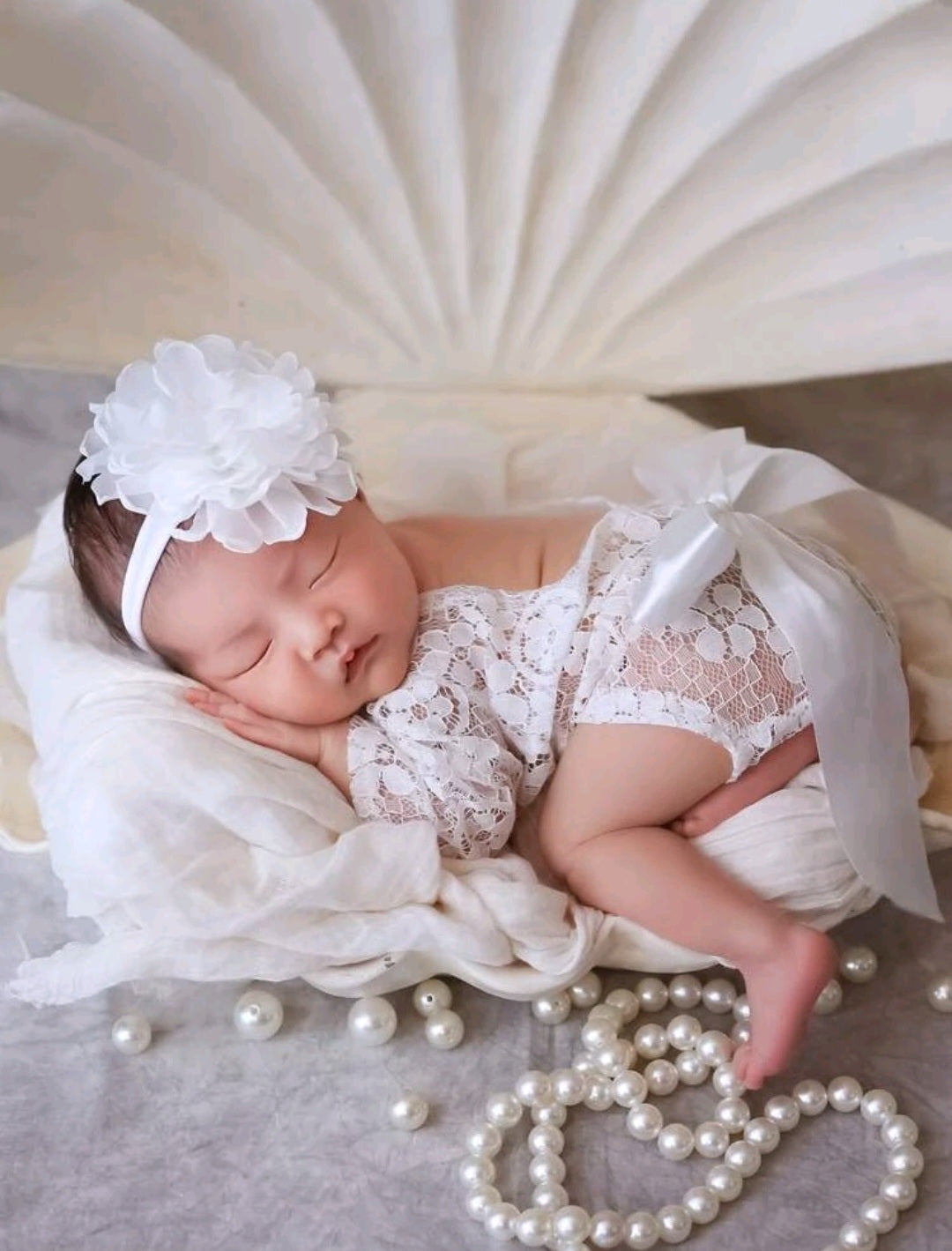 Lace Photoshoot Consume White
