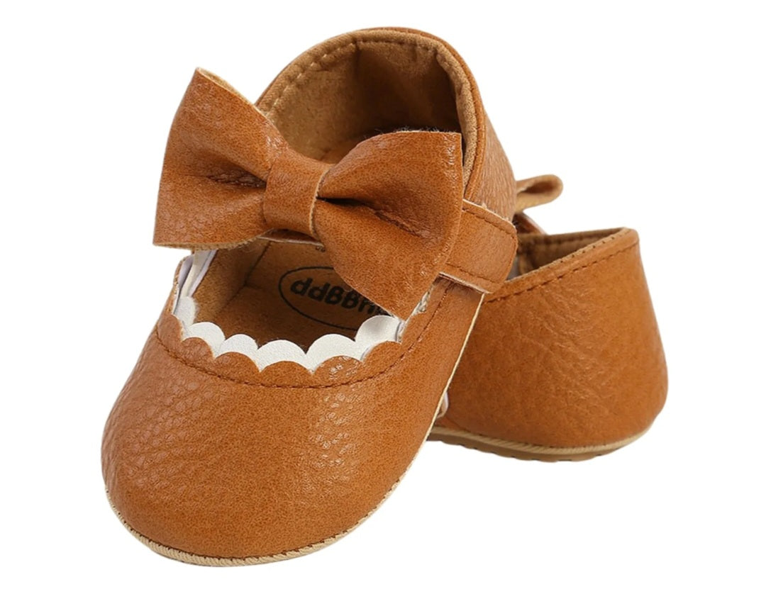 Tan Bowknot Pump
