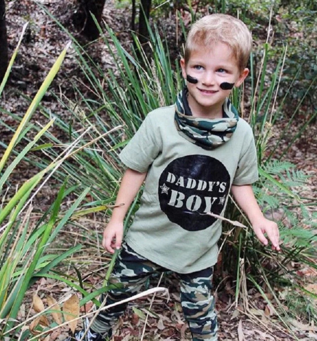 Daddy's Boy T-shirt and Camo Pants 200040