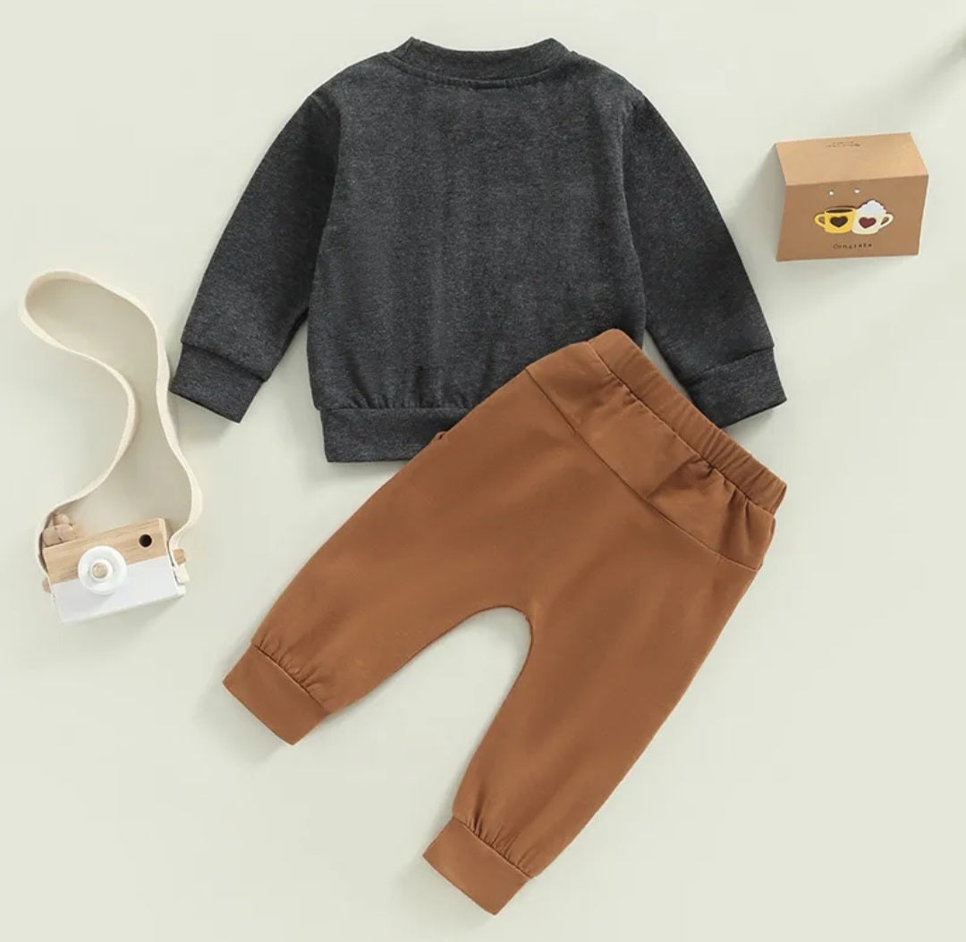 Gray Cute & Clingy Crewnek Top and Toffee Pants
