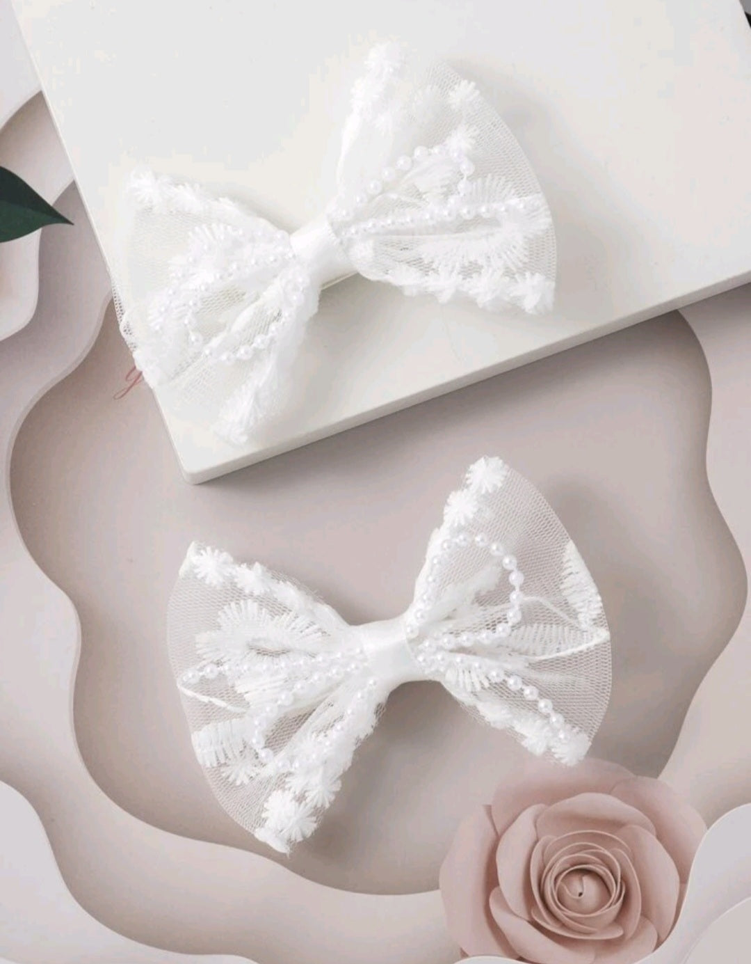 2Psc Lace Bow Clips with Pearl detail