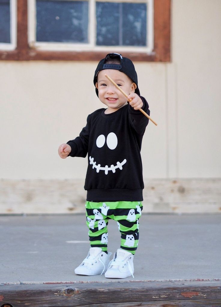 Ghost Black and Green 2PSC Outfit