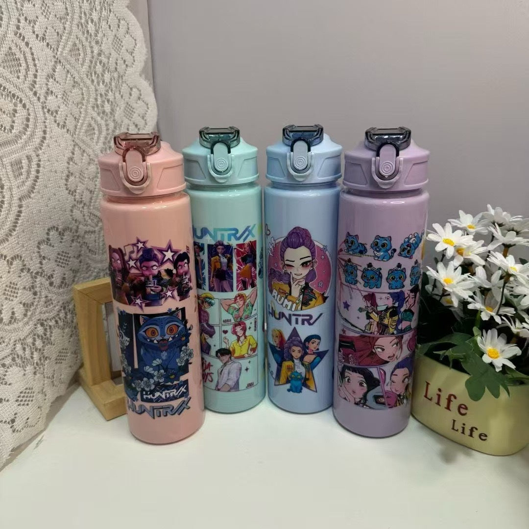 K-pop Demon Hunter 800 ml Water Bottle – Flip-Top Lid with Straw