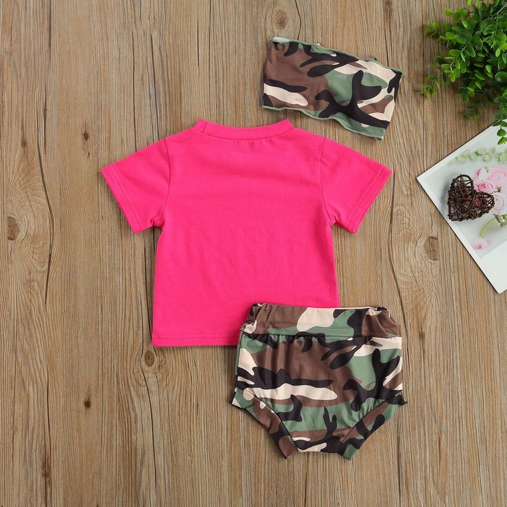 I'm The PINK in My Daddy's Camo World 1000944