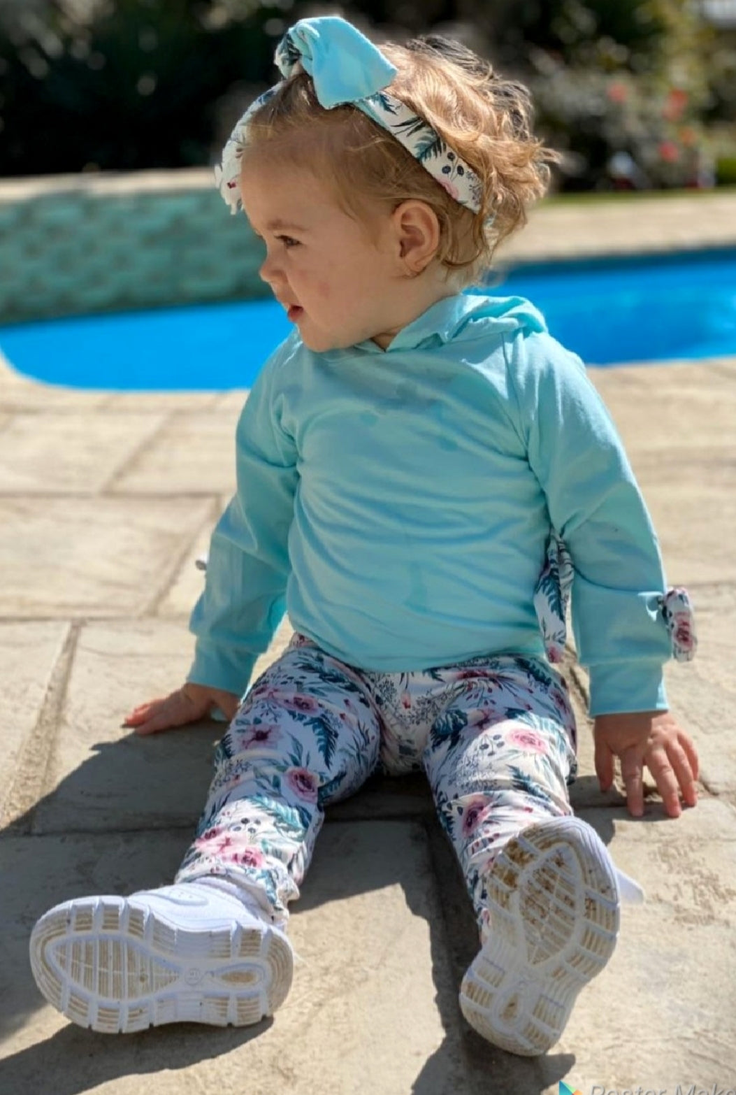 Blue Bunny Floral 10001010