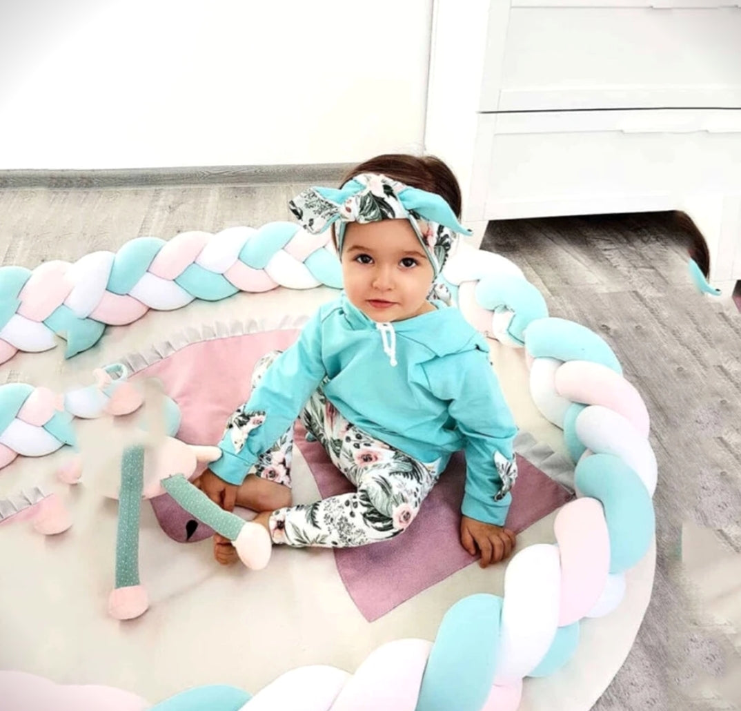 Blue Bunny Floral 10001010