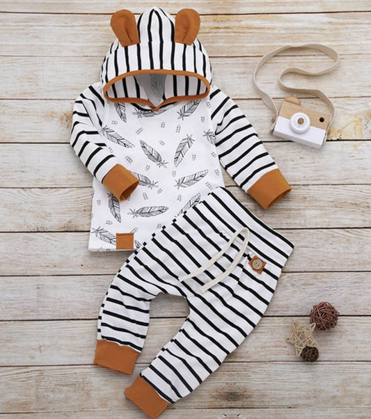 Striped Feather Hoodie and High Wasted Pants 20007