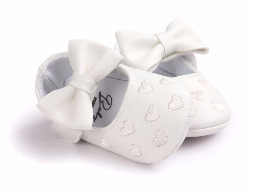 White Pumps with Heats and Bow