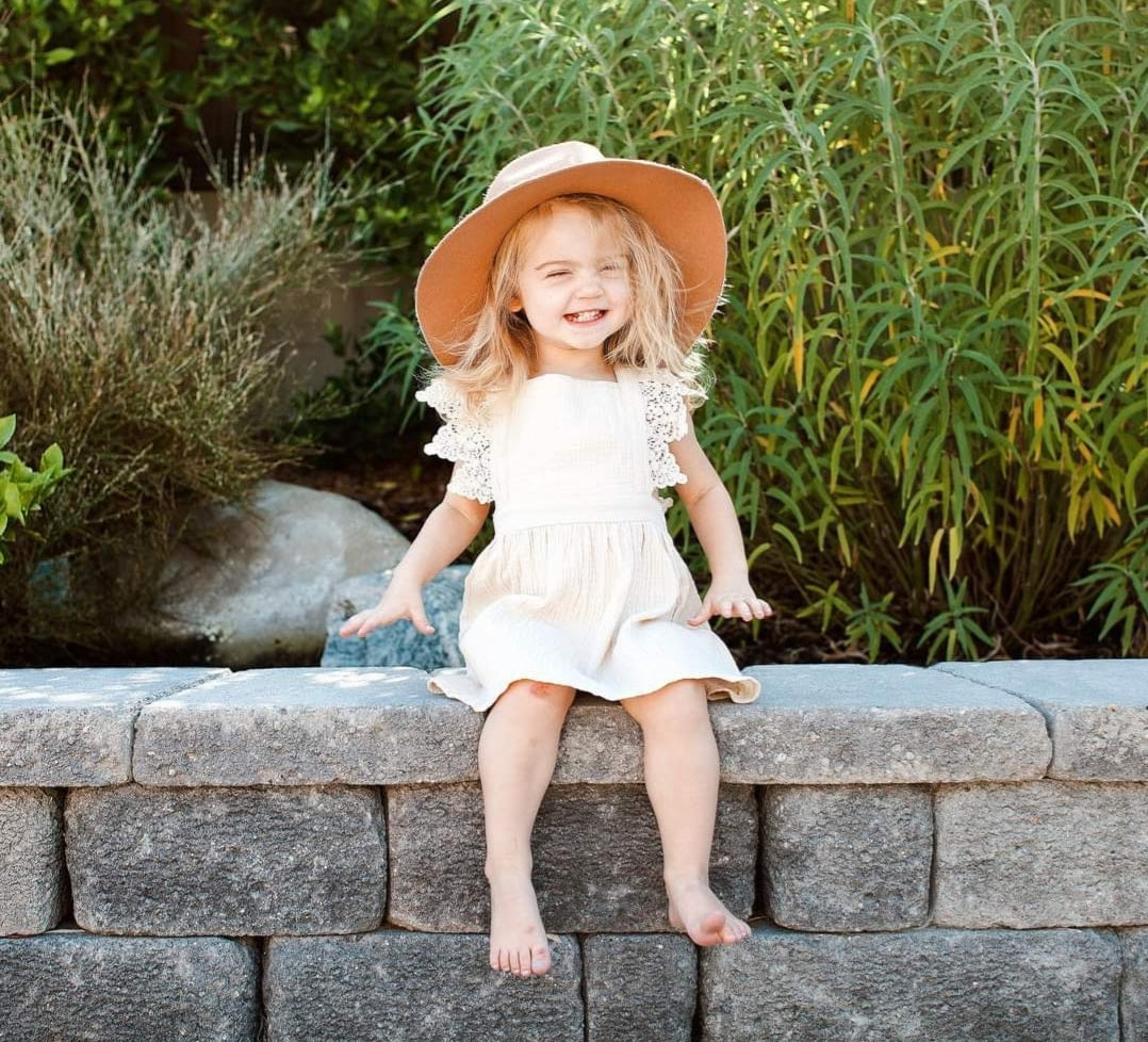 Off White Lace Dress 1000236