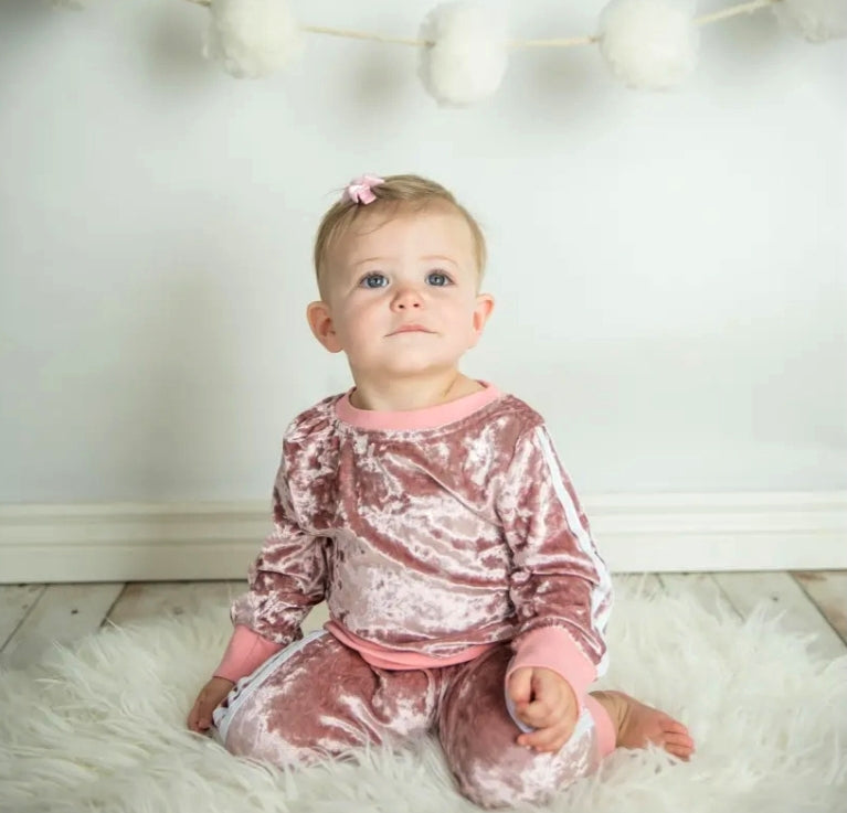 Pink Velvet Tracksuit 1000311
