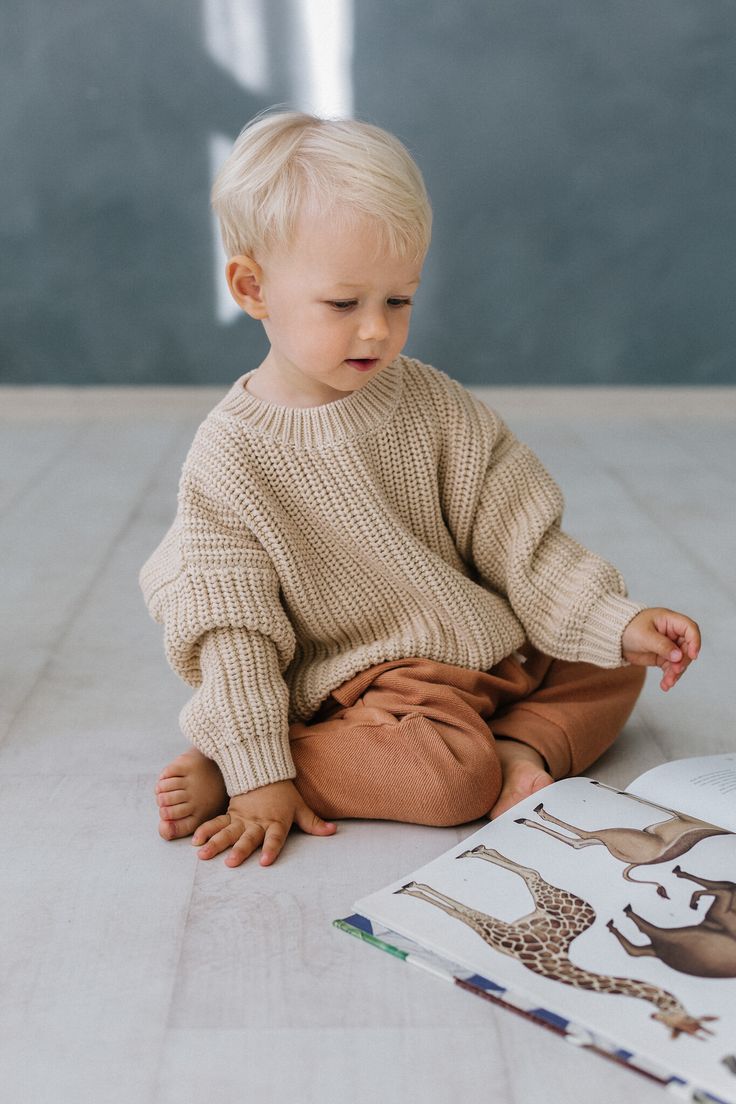 Knitted Jumper Cream ( Gender Neutral)