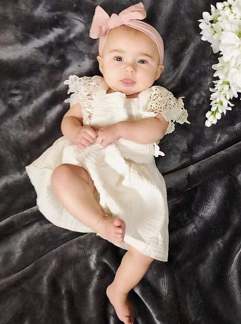 Off White Lace Dress 1000236