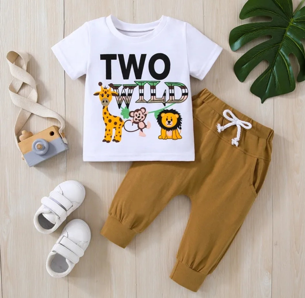 Two Wild T-shirts and Pants  200019