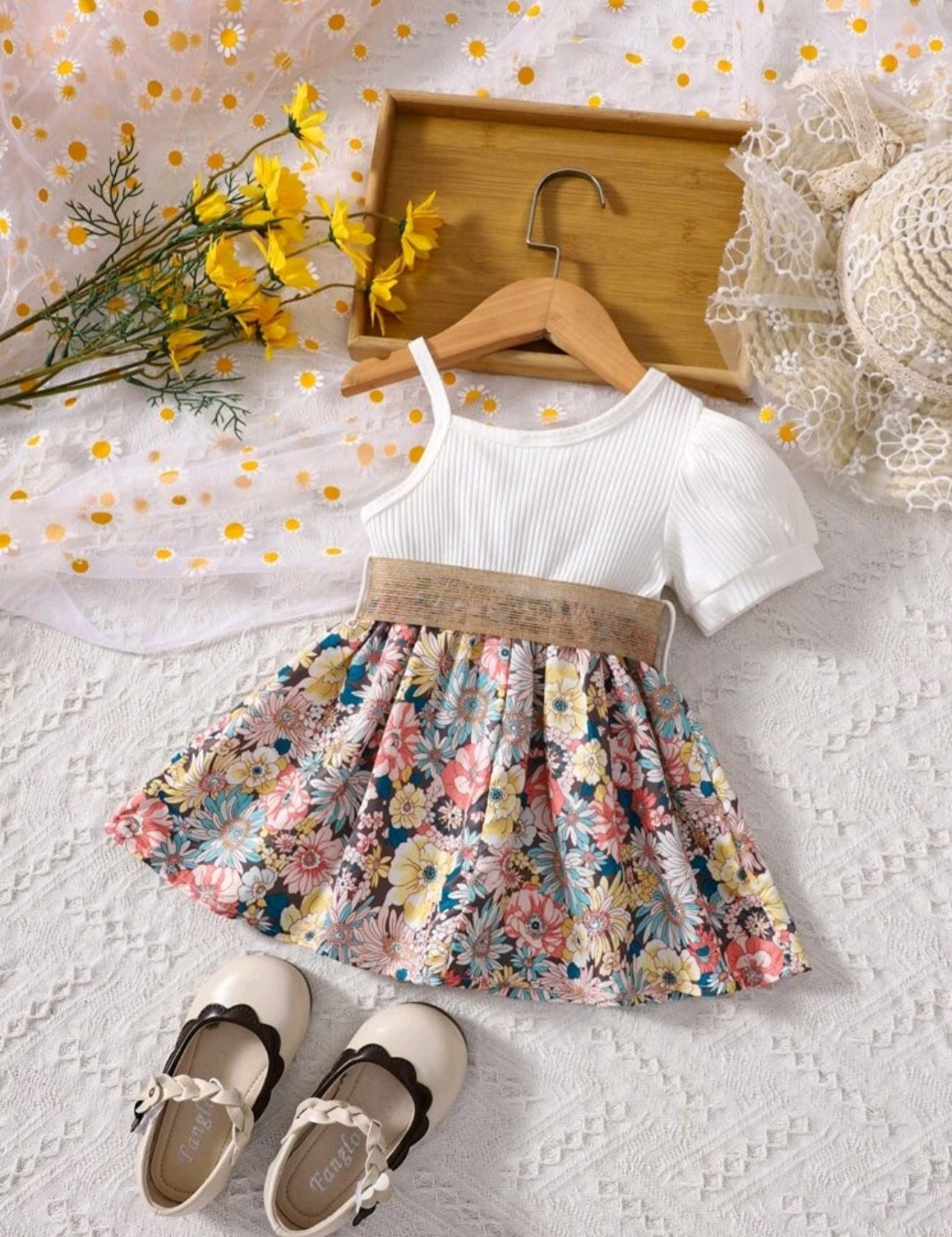 Floral Puff Sleeve Dress and Belt