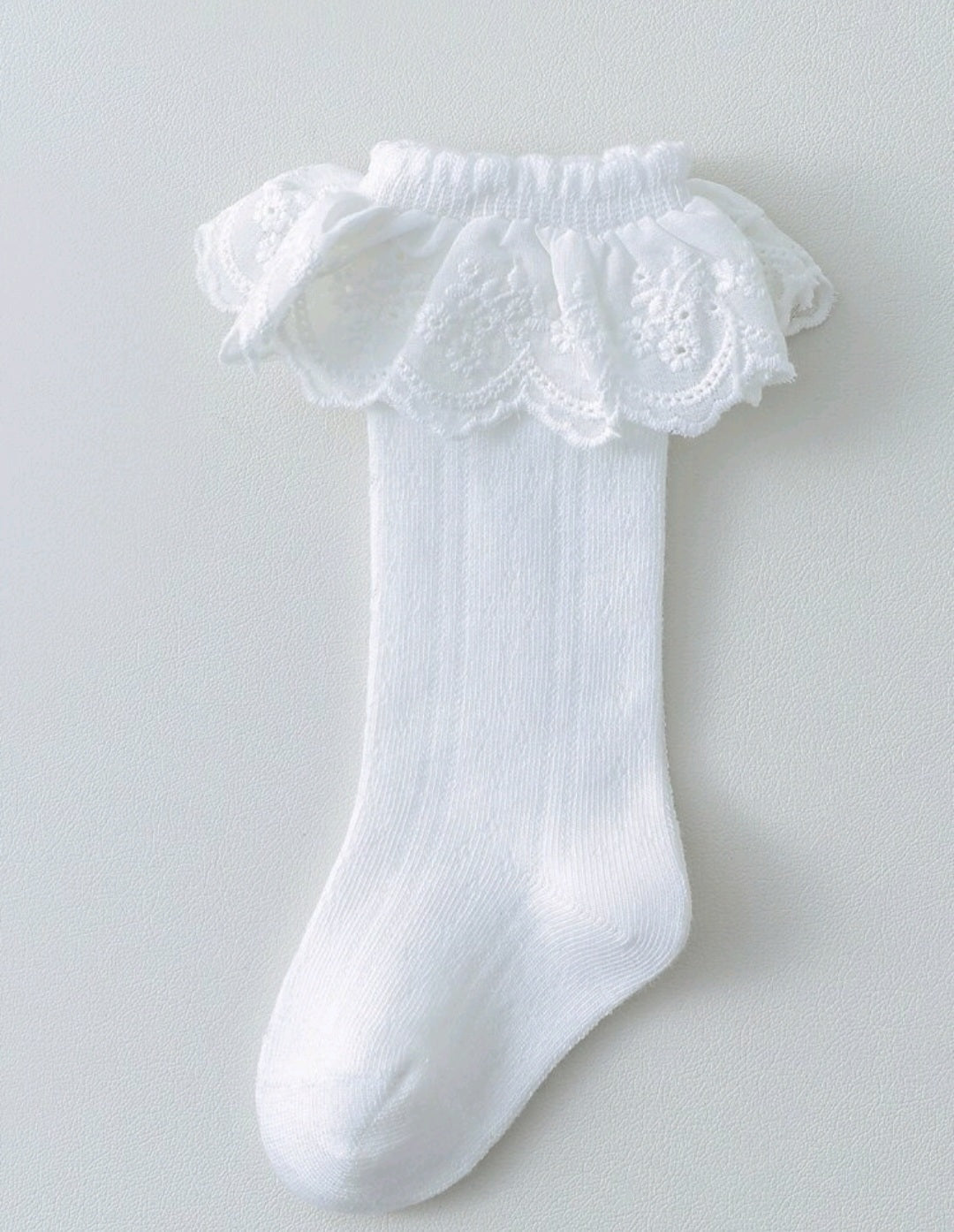 White Ruffle Lace Socks 40002