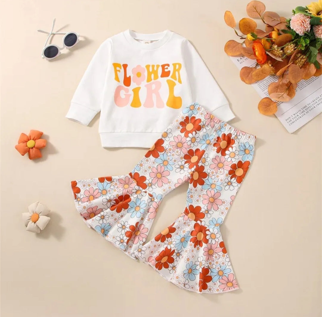 Flower Girl Crewnek Sweatshirt and Floral Bellbottoms 1001083