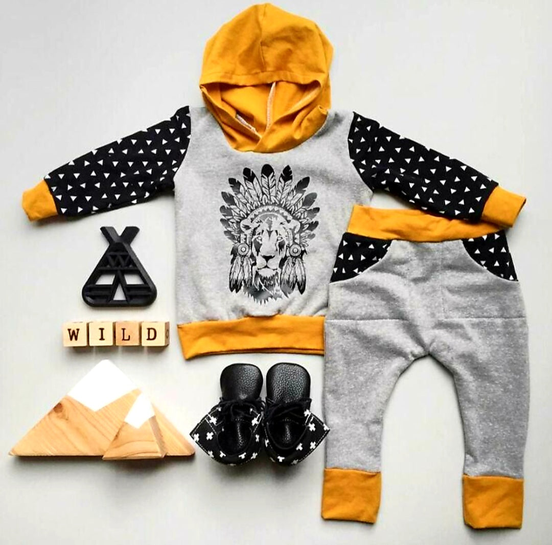 Lion Hoodie and Pants 20004