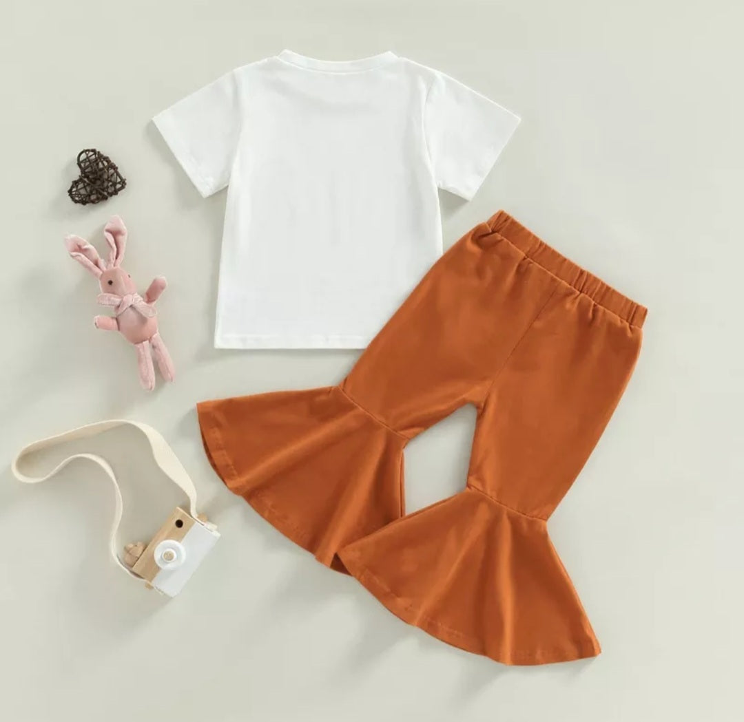 Bunny T-shirt and Toffee Bellbottoms 1001125