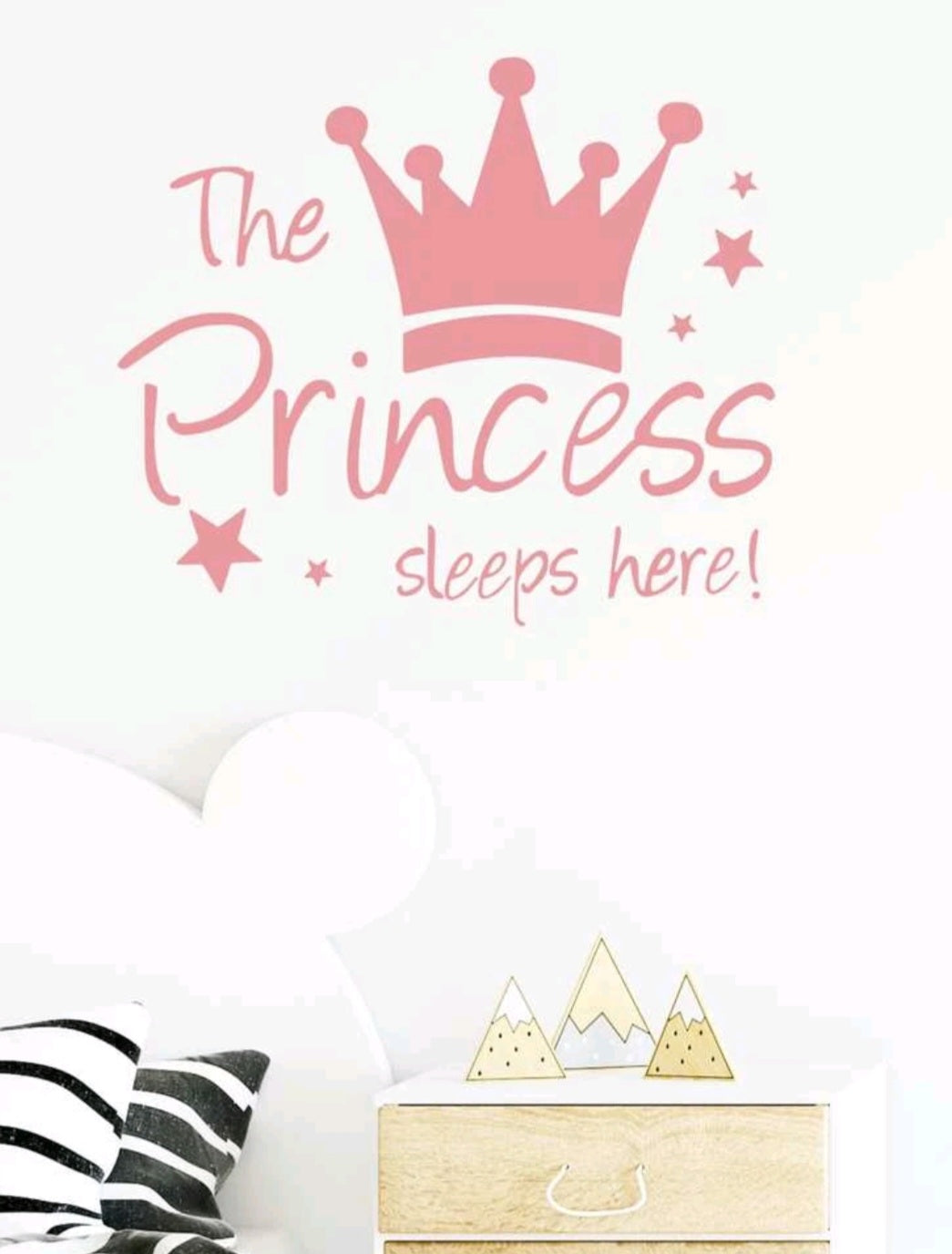 Tha Princess Sleeps Here Wall Sticker