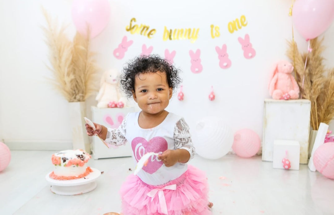 One Birthday Outfit wit Ruffle Bloomer