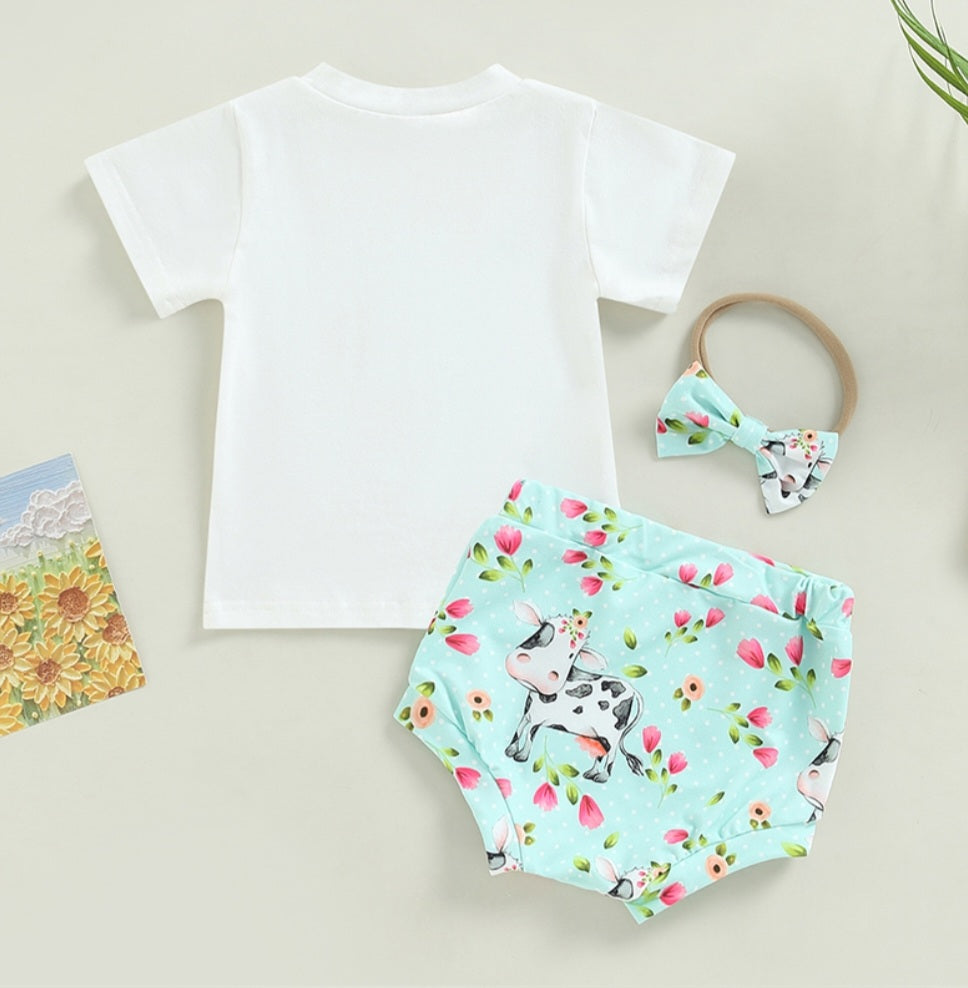 Heard THAT, T-Shirt with Floral Cow Bloomer and Headband