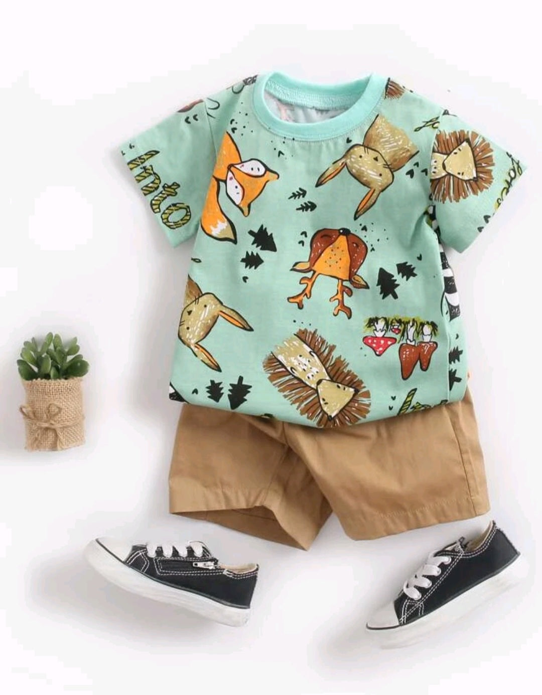 Woodlands T-shirt and Shorts 2000103