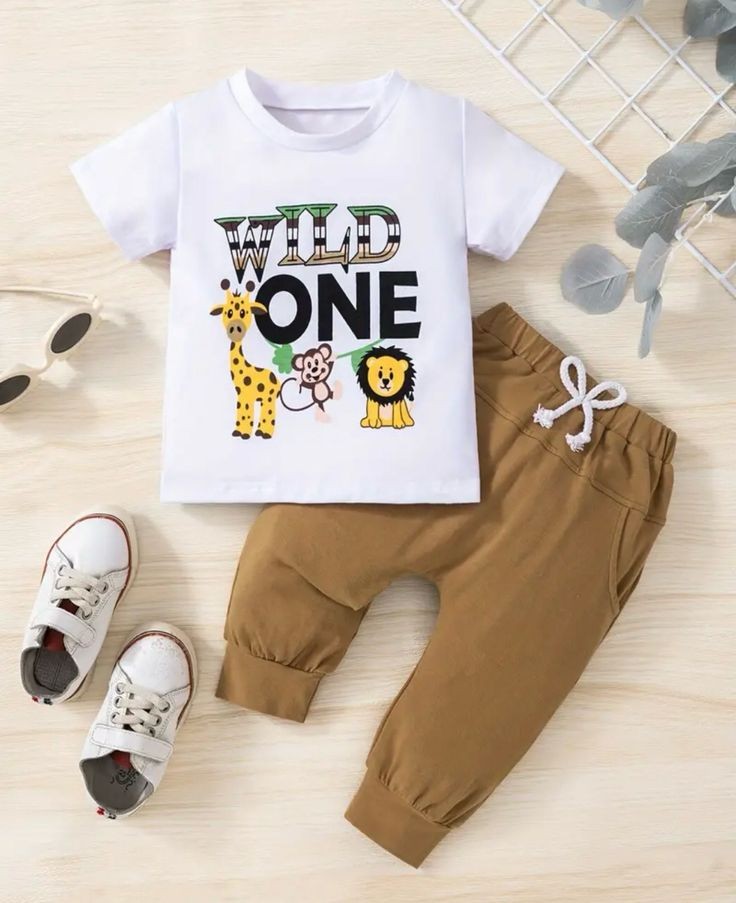 Two Wild T-shirts and Pants  200019