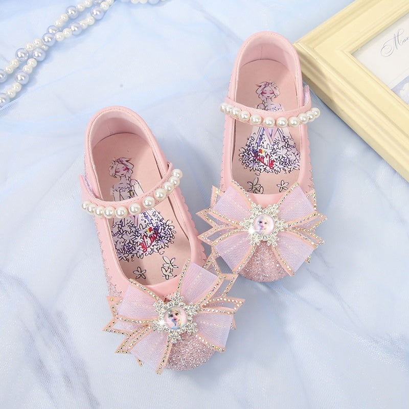 Frozen bow and pearl sandals